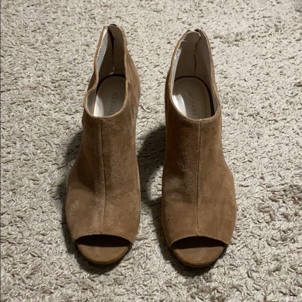 Tan Open Toe Heel Booties